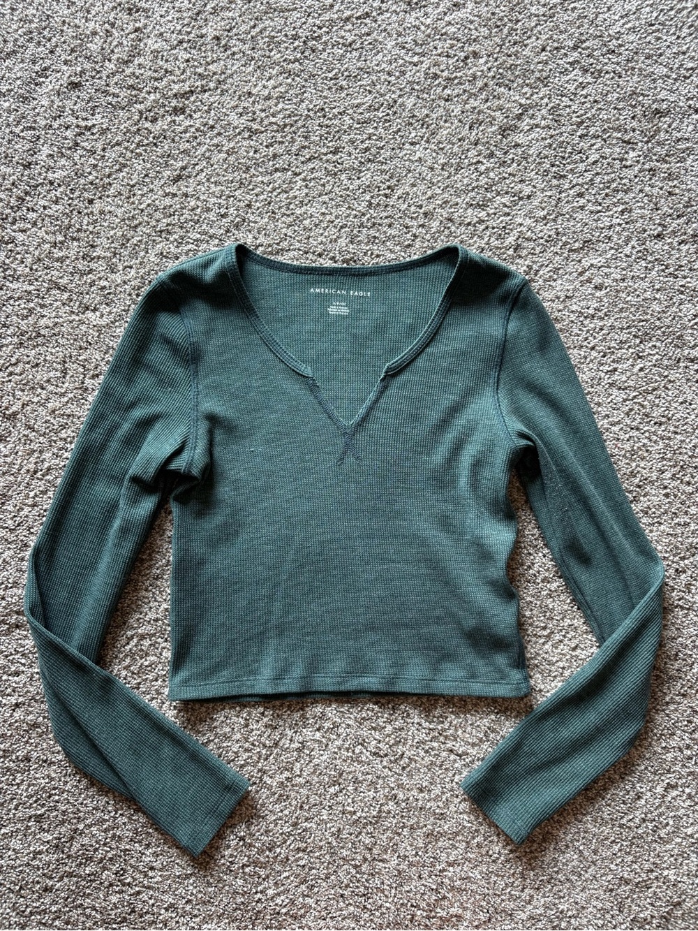 American Eagle Outfitters Dark Green Ribbed V-Notch Long Sleeve Crop Top
